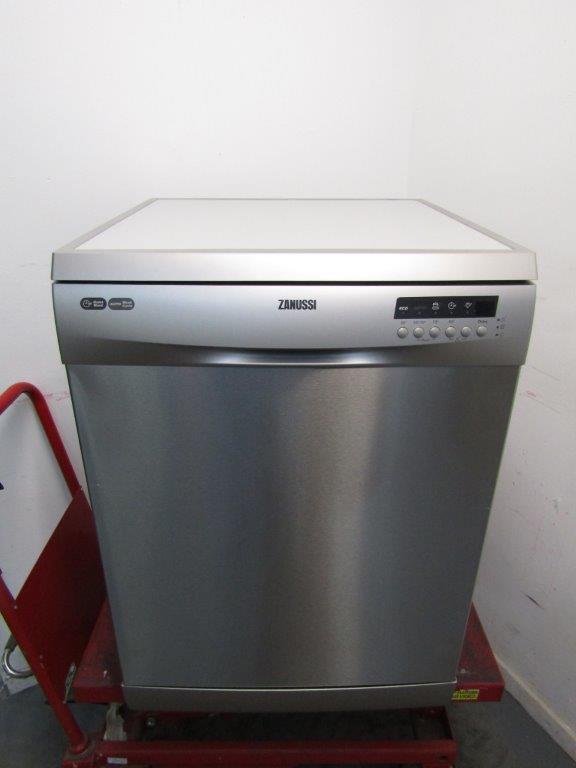 Zanussi ZDF26004XA Freestanding Dishwasher 60cm in Stainless Steel GRADE A