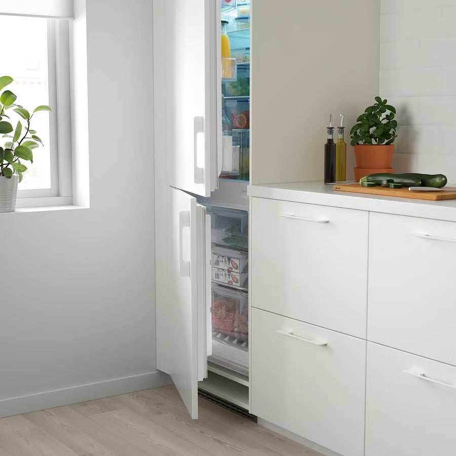 AEG Built ISANDE 604.963.71 Fridge Freezer No Frost 70:30 Fully Integrated