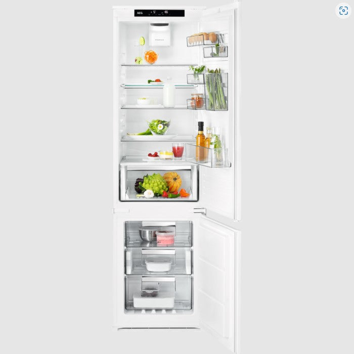 AEG SCE819E7TS Fridge Freezer Integrated Extra Tall 70:30 Frost Free REFURBISHED